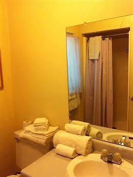 Red Bluff Inn Esterno foto